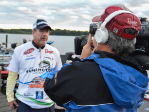 B1E677D3-BB4C-42B8-BBF4-E5C06C5E4751