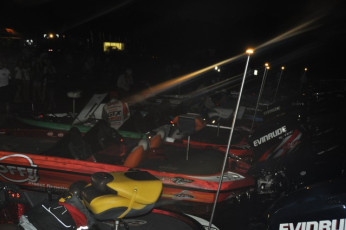 B2136752-3269-4DFF-AA47-026E09F9B1AF