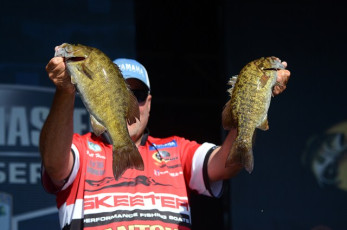 B2555D26-D8D3-4C06-A03F-C3D32B158319