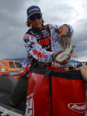 B3BACFDA-356F-4635-8762-174C2FA7E2DF