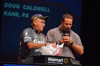 B4042999-C7D4-4A79-B931-4283681B20F6