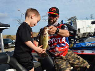 B43415B8-1E7F-4A15-A361-54142EA6FC9C