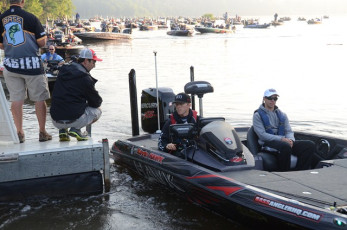 B435DD21-92B4-4E45-91C8-7D282006E11B