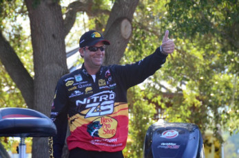 B4649116-8CB0-4784-BBDA-7D6A47F3544F