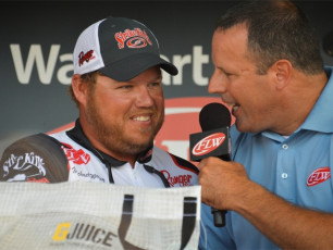 B4F30EE8-302F-490F-B21B-16F639EED6EE