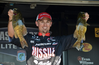 B4FB9237-8AD4-48F4-9270-AE94C4902ACF