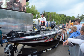 B500E2B6-EA0A-4D6F-8689-CCE137A949D7