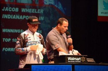 B543B16E-33E7-449C-AD5B-031A7CA2636B