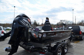 B5CF002F-D0E1-4520-972E-C289F0A3F34A