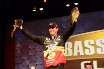 B619F424-04C5-4A93-B775-047D5716141F