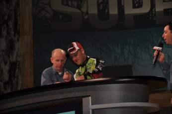 B67C8595-6076-4D96-9DDE-C15AEBBA1AEA