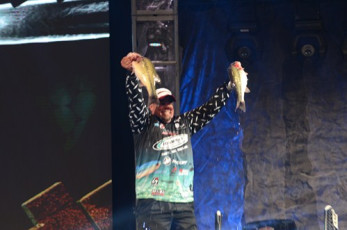 B7F47D55-A05C-4CC8-92A0-DCE8C29729B0