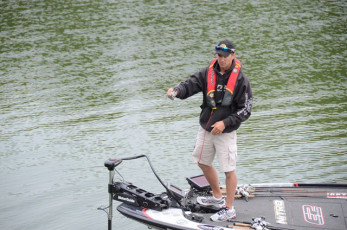 B886D2A0-282D-4248-83BA-497710844467