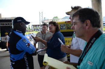 B915F41A-E231-49D6-8444-3794A5ADCA2F