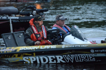 B963ED27-3E98-4957-967B-663C7901E6C9