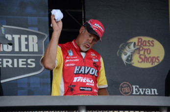 B9977CAB-231A-4B3C-A553-3C9E84C5F4E5