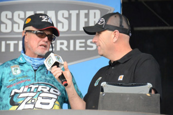 BA47D366-4785-4A3B-B887-5BF709AC6FED