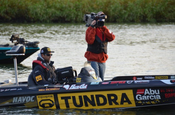 BA80C90E-7A87-4AD5-ACD0-BC0706E5C140