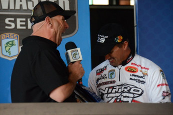 BAAD3C47-F902-40B1-946D-085C146796A3