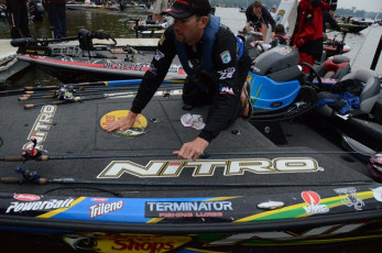 BB22813D-2D49-4CBC-A38E-C067A9193969