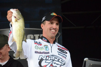 BB229577-8DD1-4B12-B885-52A57CD6BF0E