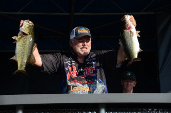 BB240A83-53D6-45DB-82D1-60F5DA8E75A6