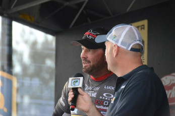 BBCC1993-5BC5-482B-8C0A-FAFAABE3A81A