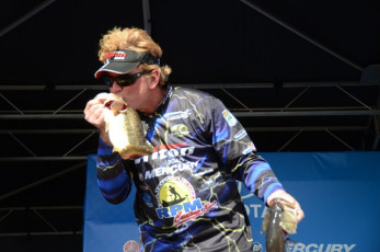 BC3C2FB0-BFE4-4341-96B7-FD72560F6017