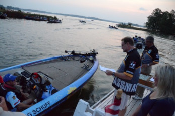 BC4F93C0-0BAC-4733-8E7D-00D99C231B6F