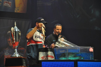 BD1E1CAD-2289-478C-B9F5-80CF6B5697D1