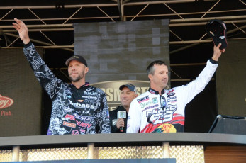 BD4F776D-7DF0-4FC0-84AD-0E5F04DDEFC5