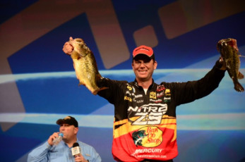 BD70FC55-AE9C-4A0F-91F9-EAA95E2C01A7