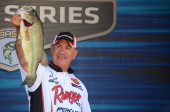 BDBA44CA-C4DE-4881-93D0-6495E581DED3