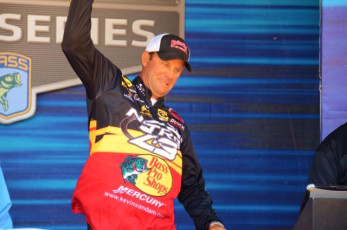 BDF9918F-6519-486E-AB0E-8C421A34956C