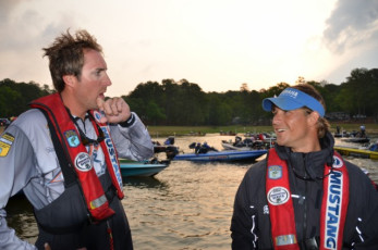 BDFAD702-A197-40A1-BE22-933C9BBE91EE