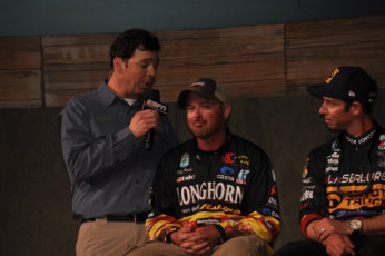 BE916F8D-7771-4B7A-B3D2-5FD27DD19CA8