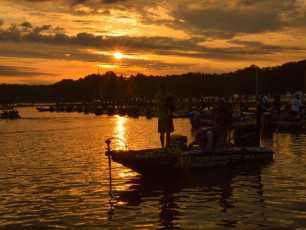 BEE74F7D-B3A6-40D1-8B9B-D165FC030FF9