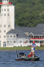 BF7963F2-BADA-489E-AF17-BADDEE094A9F