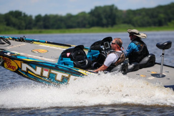 C00C47CE-1E22-4484-AB19-832348396BFA