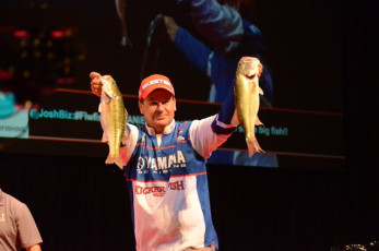 C08FCBA1-273A-4AEA-8691-98A2F481E969