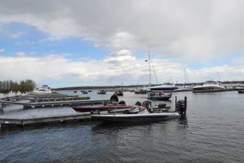 C0F157FD-D27D-48AA-8B0C-1BA0186E7316