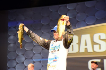 C1702ADF-D3CB-42CE-8181-8375C924BA77