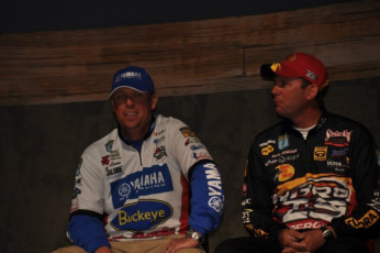 C194F4B6-D801-4423-9C98-B9A16CAE3E2E