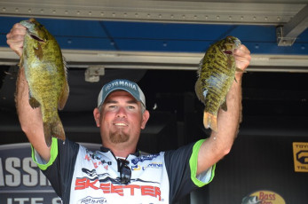 C1B14A85-44E5-4ECA-BEA8-12F0CCDAF1A9