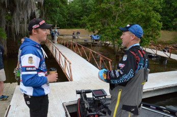 C200D2D8-4941-4C1C-8394-3EE893B581D4