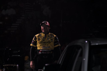 C2D56F8A-9A8B-4C89-B253-342EBAF085DF