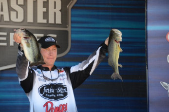 C36ED7F4-DED6-48C4-906B-D48FA36FA0EC