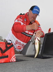 C44B5DC9-A510-4AB5-B0DC-2A8B7E621580