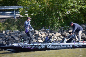 C59F7E99-FA61-47CD-BABB-EA5C0E8B9F86