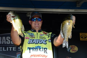 C62EEC75-A661-44CD-BB68-4D1ACBF3A105